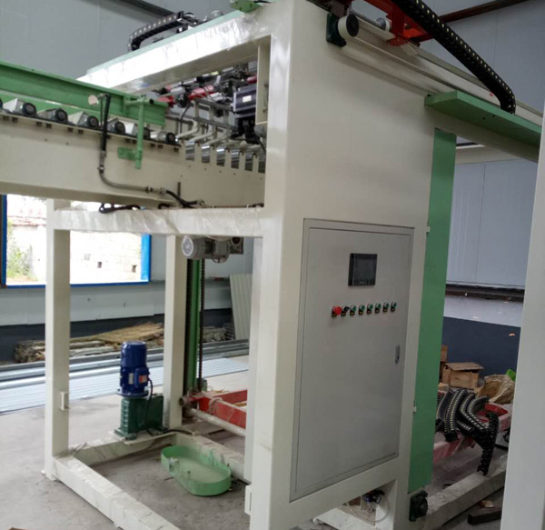 全自動(dòng)碼垛機(jī)